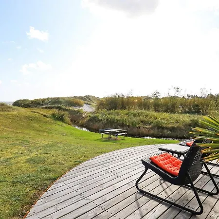 6 Person In S By * Saeby (Nordjylland)