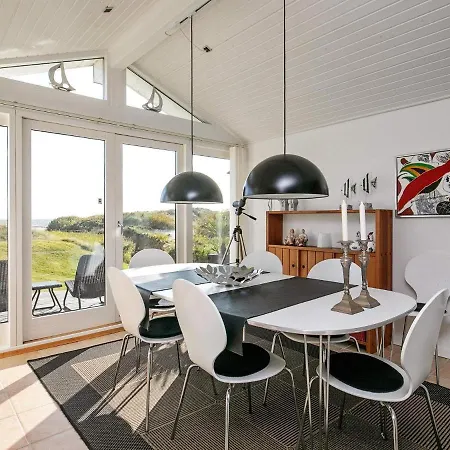 6 Person In S By * Saeby (Nordjylland)