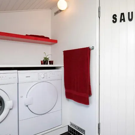6 Person In S By * Saeby (Nordjylland)